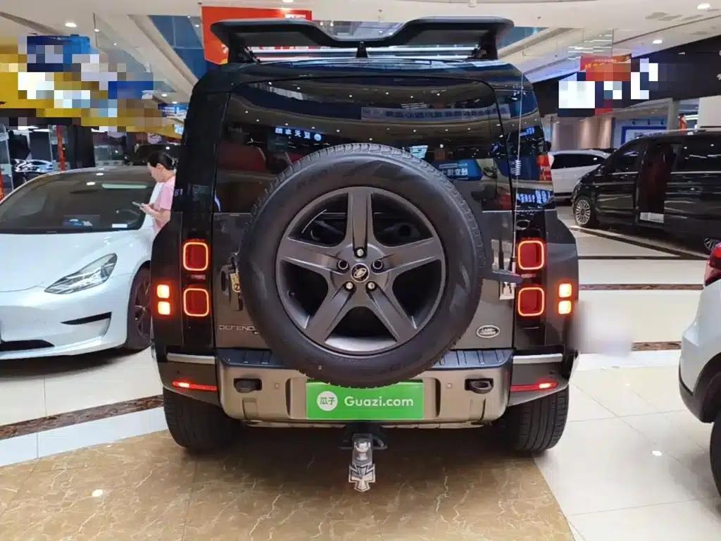 2023 Land Rover Defender Facelift 110 3.0T P400 X-DYNAMIC HSE — миниатюра 6