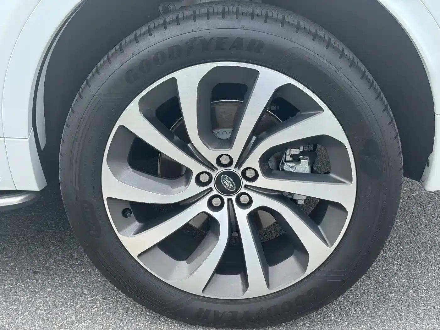 Discovery Sport 2025 249PS Performance Tech Edition — миниатюра 8