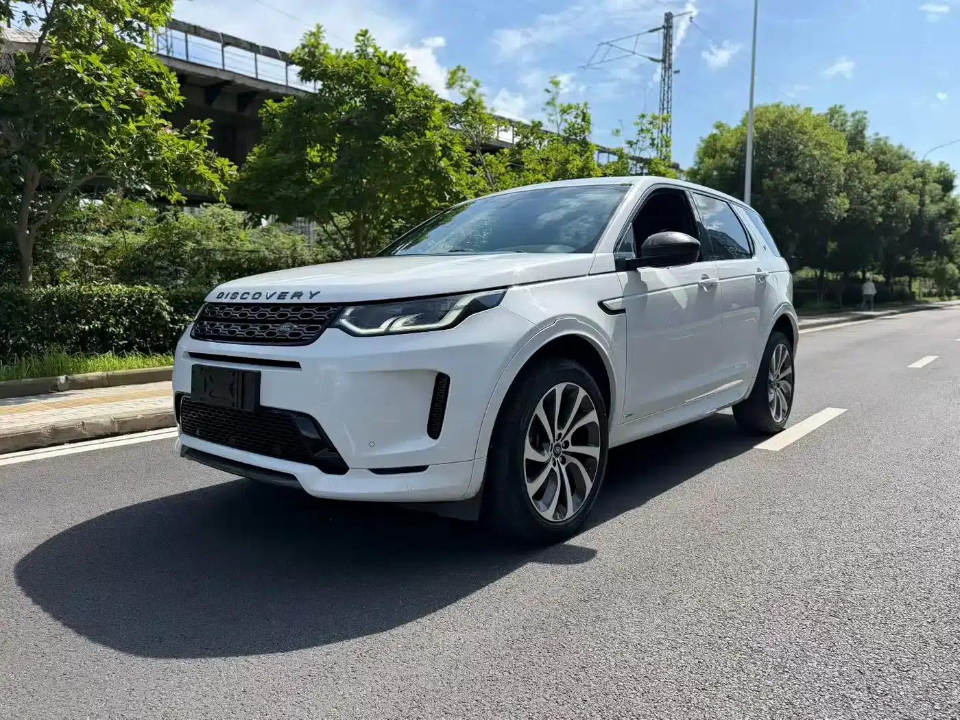 Discovery Sport 2020 249PS R-Dynamic Performance Edition — миниатюра 1
