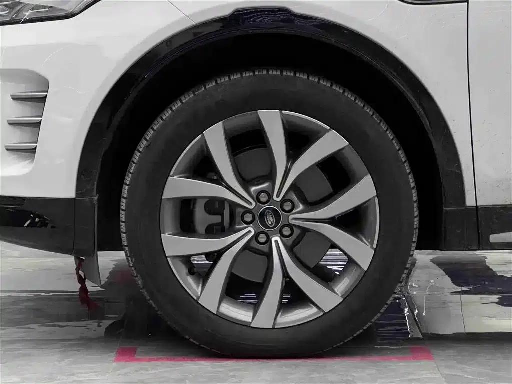 Discovery Sport 2024 Luxury Custom Edition — миниатюра 4