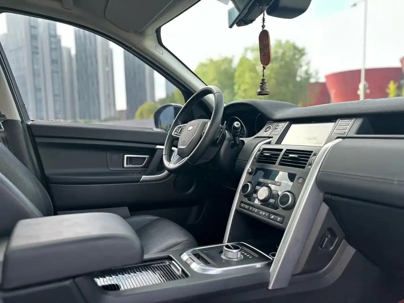 Discovery Sport 2016 2.0T SE — миниатюра 10