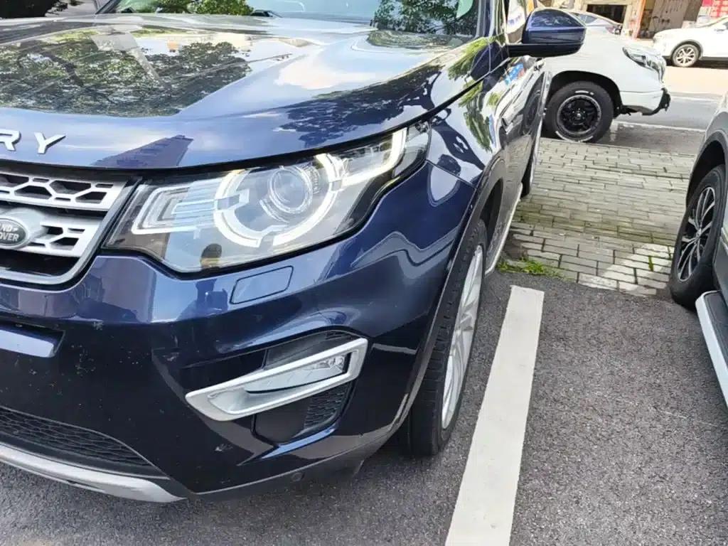 Discovery Sport (Imported) 2015 2.0T HSE Luxury — миниатюра 24