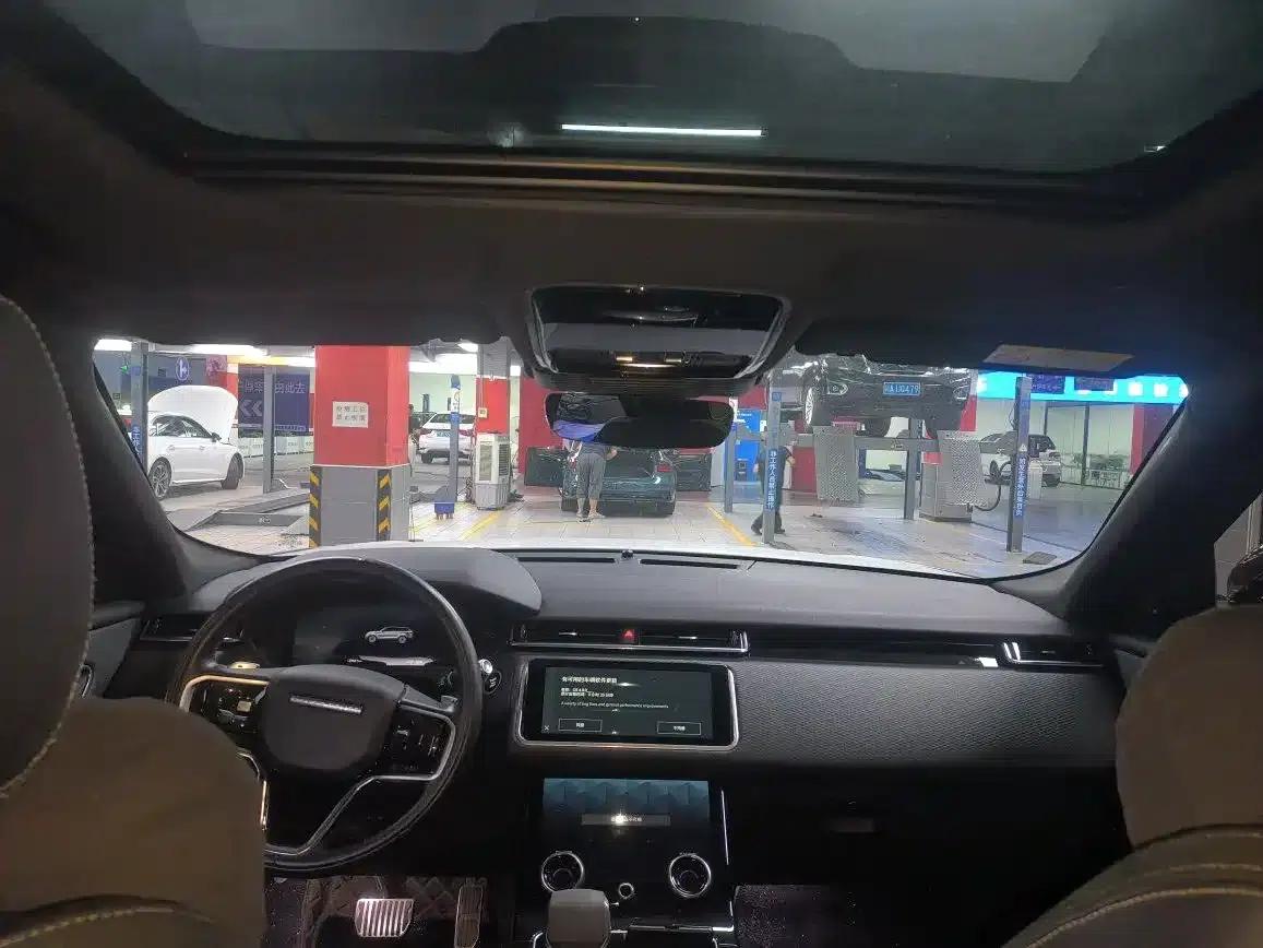 Range Rover Velar 2021 P250 Black Limited Edition — миниатюра 7
