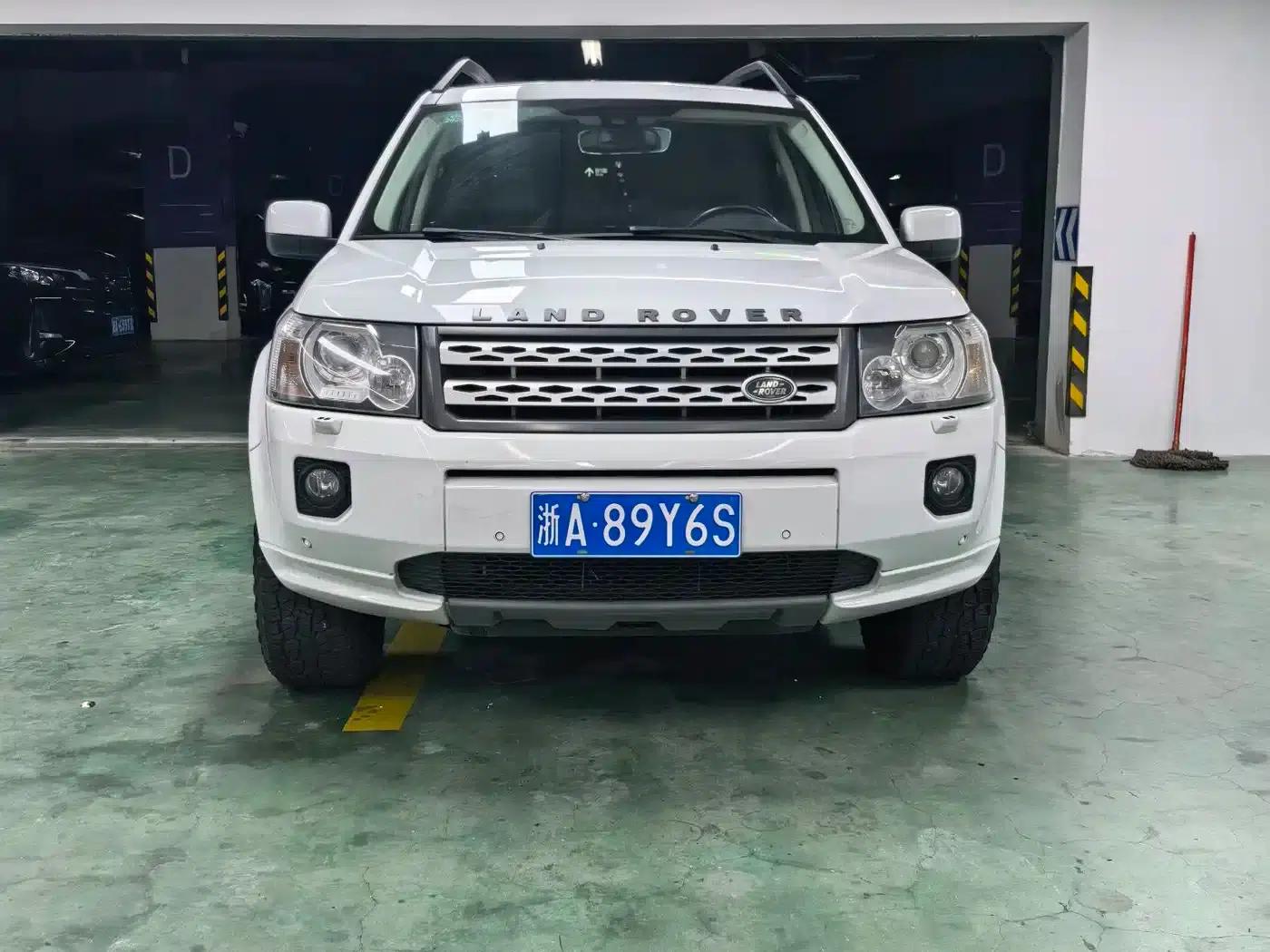 Freelander 2 2011 3.2L i6 SE Petrol Version — миниатюра 2