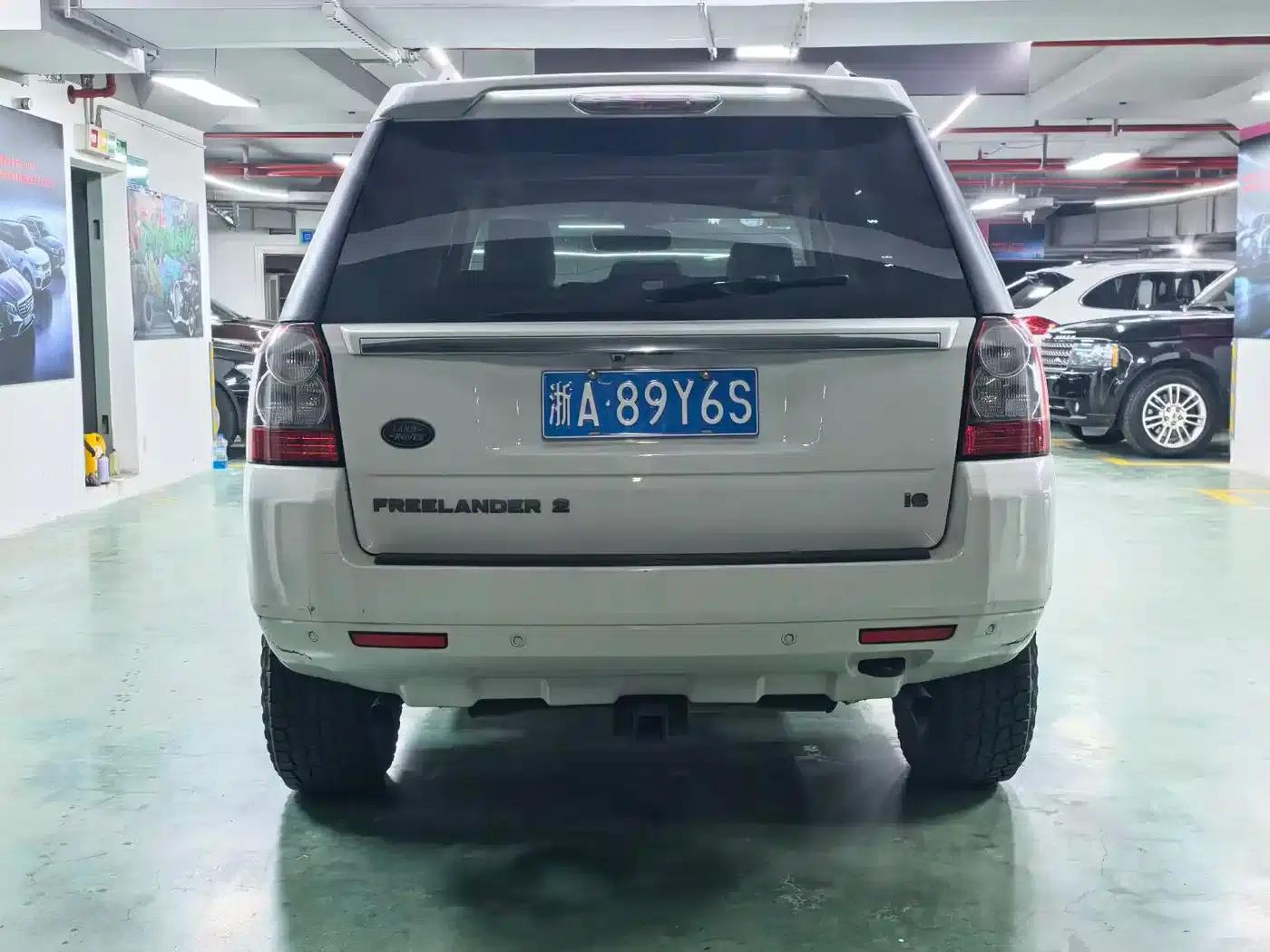 Freelander 2 2011 3.2L i6 SE Petrol Version — миниатюра 4