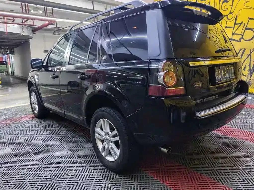 Freelander 2 2014 2.0T Si4 SE Petrol Version — миниатюра 4