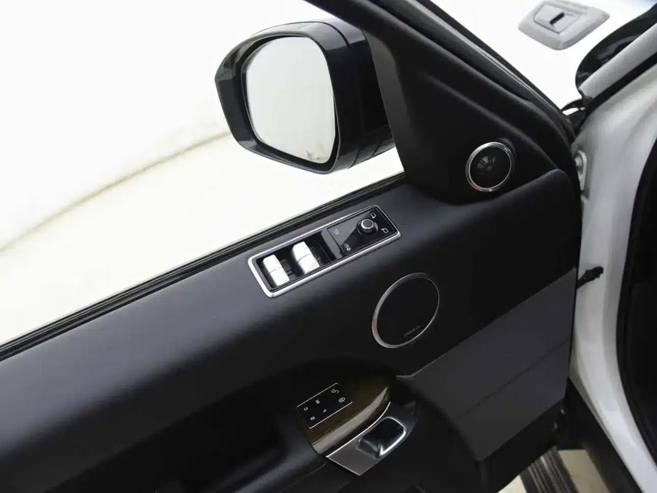 Range Rover Sport Hybrid 2018 P400e — миниатюра 10