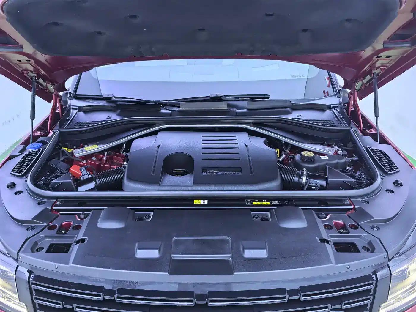 Range Rover Sport Hybrid 2023 P510e Plug-in Electric Hybrid First Edition — миниатюра 20