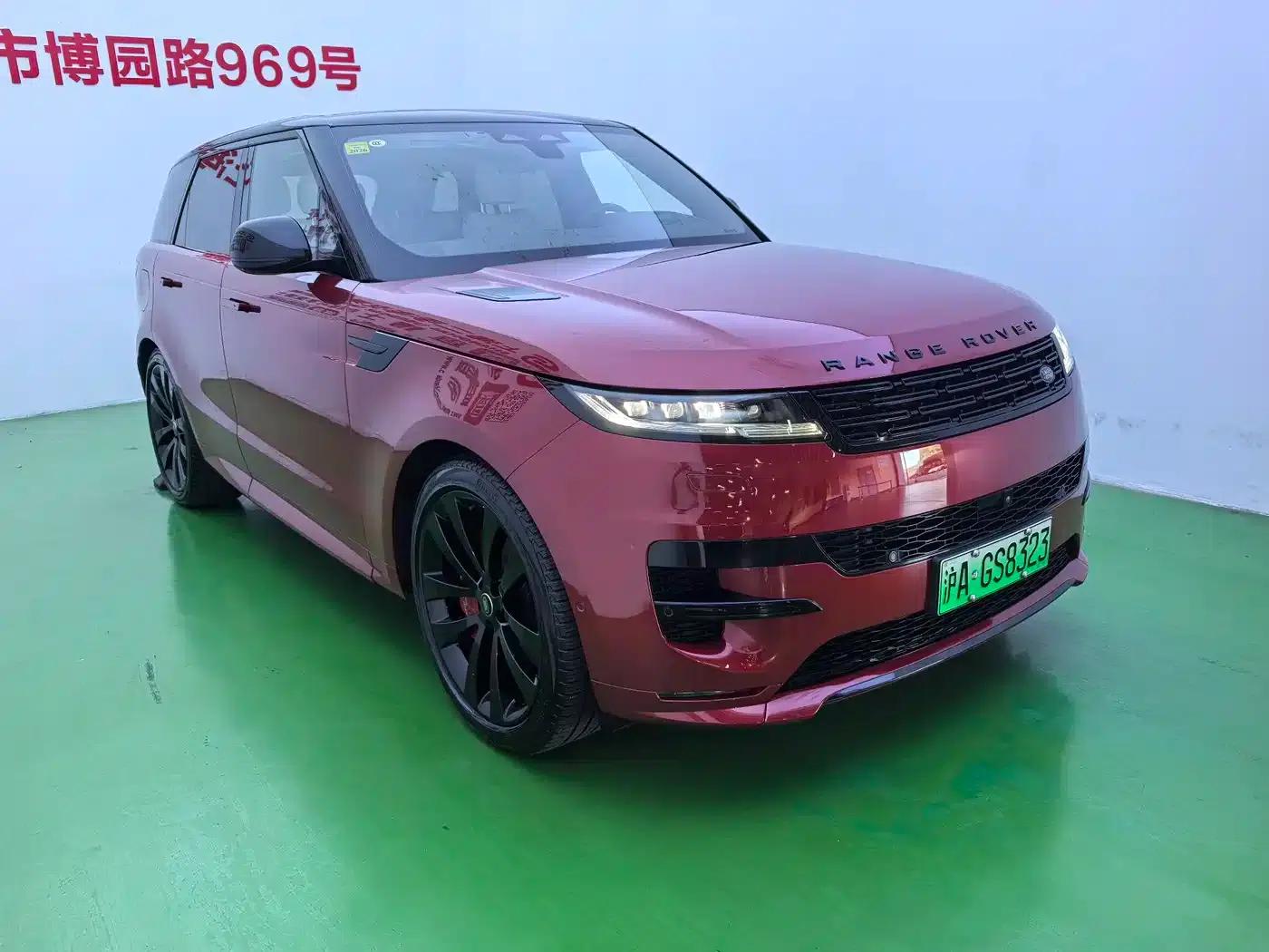 Range Rover Sport Hybrid 2023 P510e Plug-in Electric Hybrid First Edition — миниатюра 3