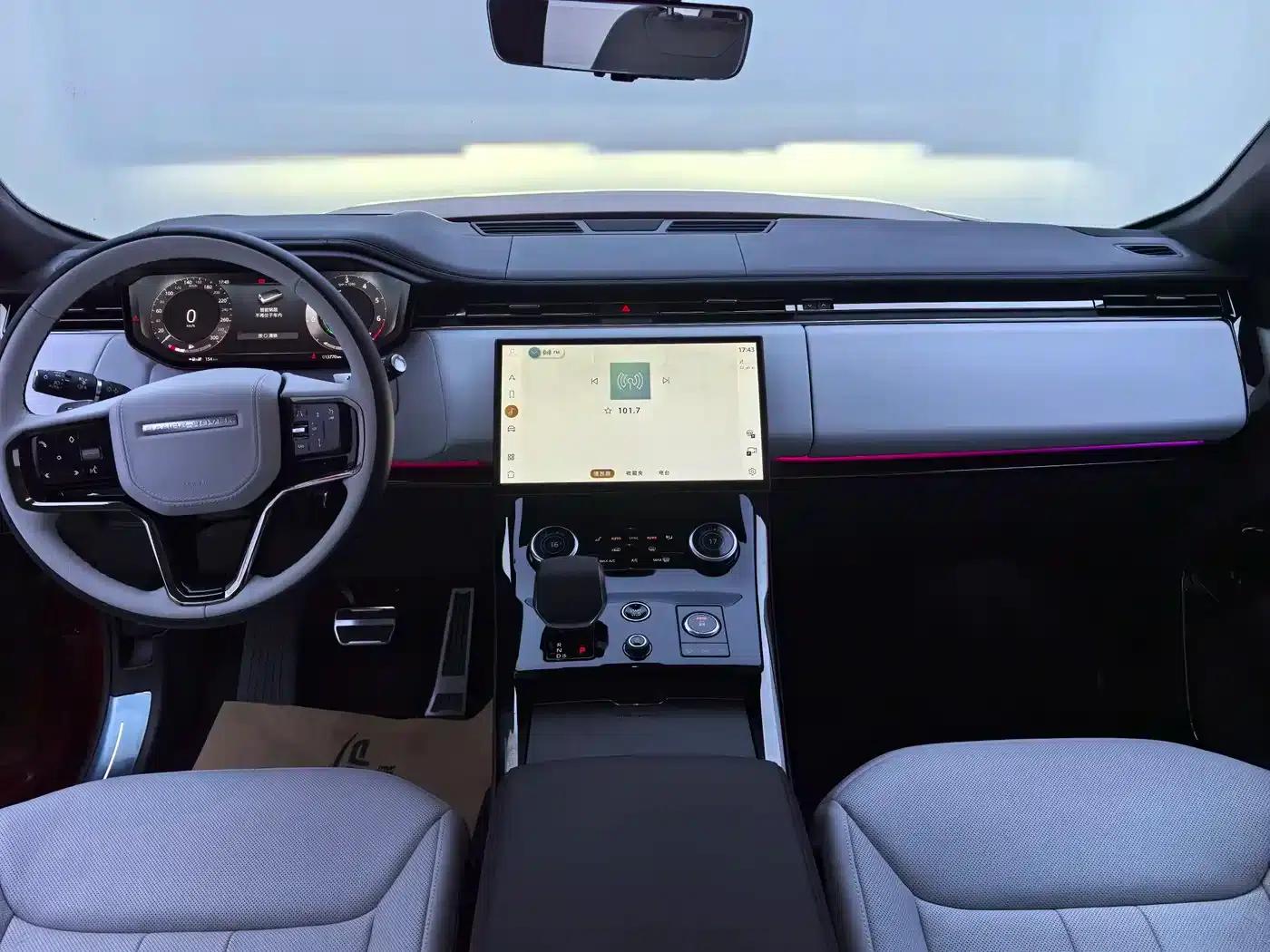 Range Rover Sport Hybrid 2023 P510e Plug-in Electric Hybrid First Edition — миниатюра 10
