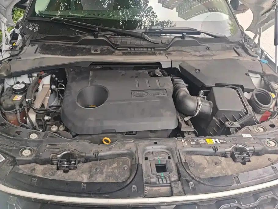 Range Rover Evoque Hybrid 2022 Model P300e Plug-in Electric Hybrid — миниатюра 10