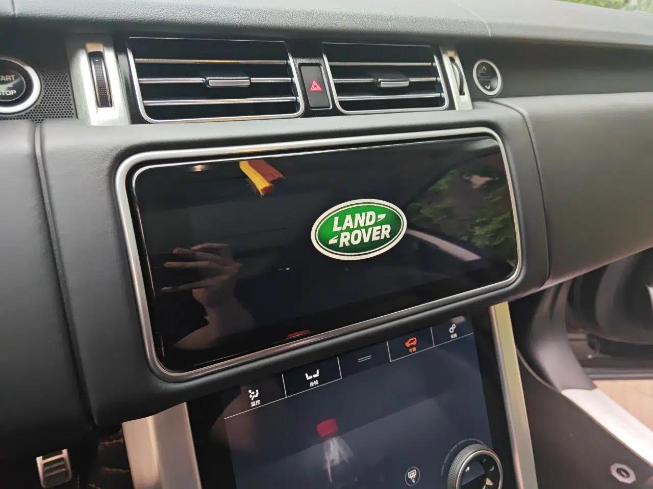Land Rover Range 2022 3.0 L6 360 PS Legacy Edition — миниатюра 13