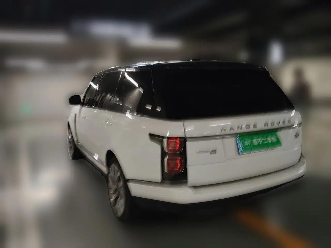 Land Rover Range 2021 3.0 L6 Century Extended Classic Edition — миниатюра 4