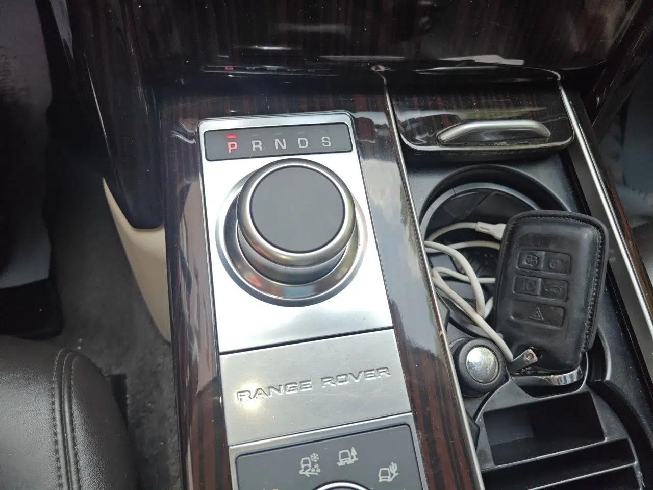 Land Rover Range 2014 Revised 3.0 SC V6 Vogue — миниатюра 14