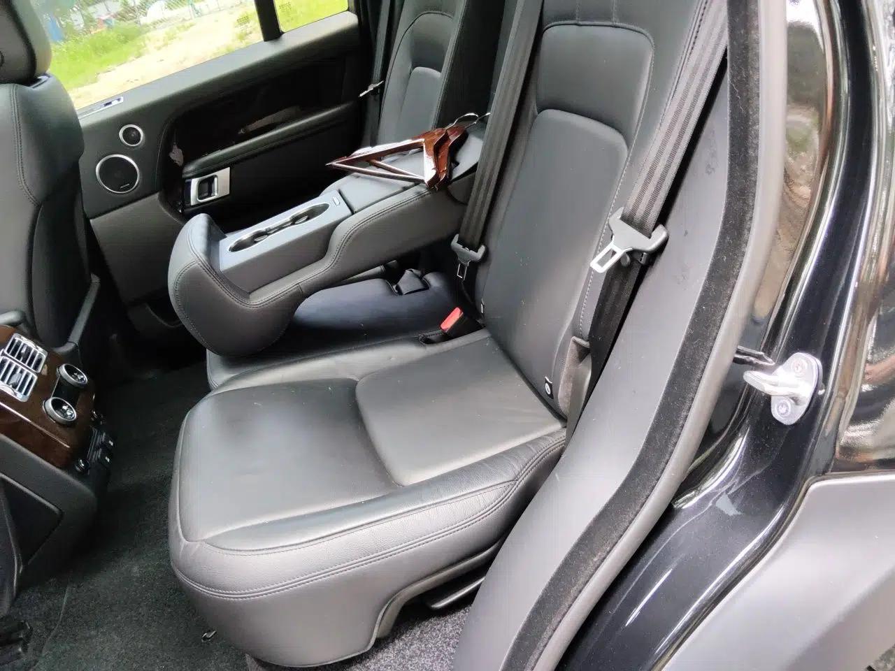 Land Rover Range 2020 3.0 L6 Grand Edition — миниатюра 17