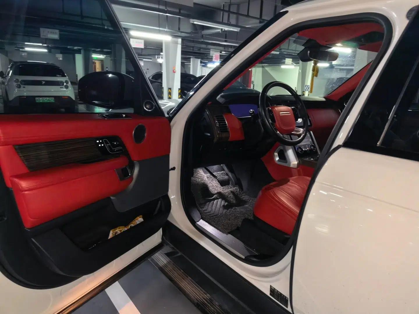 Land Rover Range Range Rover Vogue HSE Middle East specification, 3.0T gasoline, parallel import — миниатюра 16