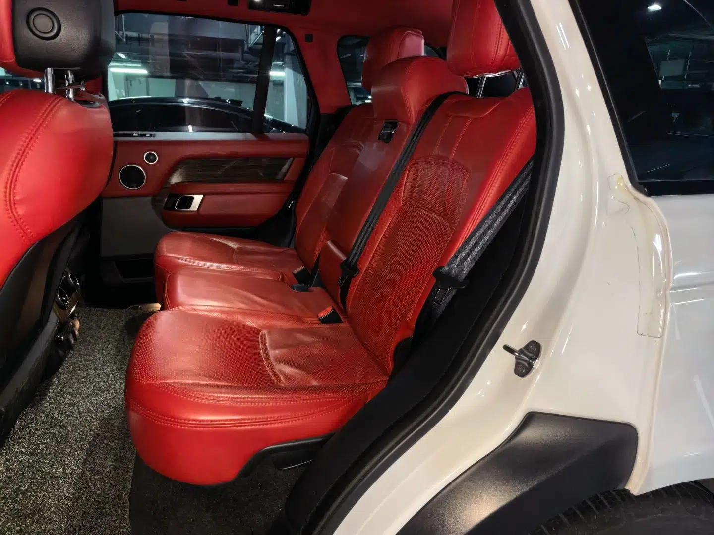 Land Rover Range Range Rover Vogue HSE Middle East specification, 3.0T gasoline, parallel import — миниатюра 17