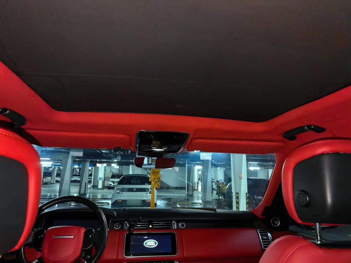 Land Rover Range Range Rover Vogue HSE Middle East specification, 3.0T gasoline, parallel import — миниатюра 18
