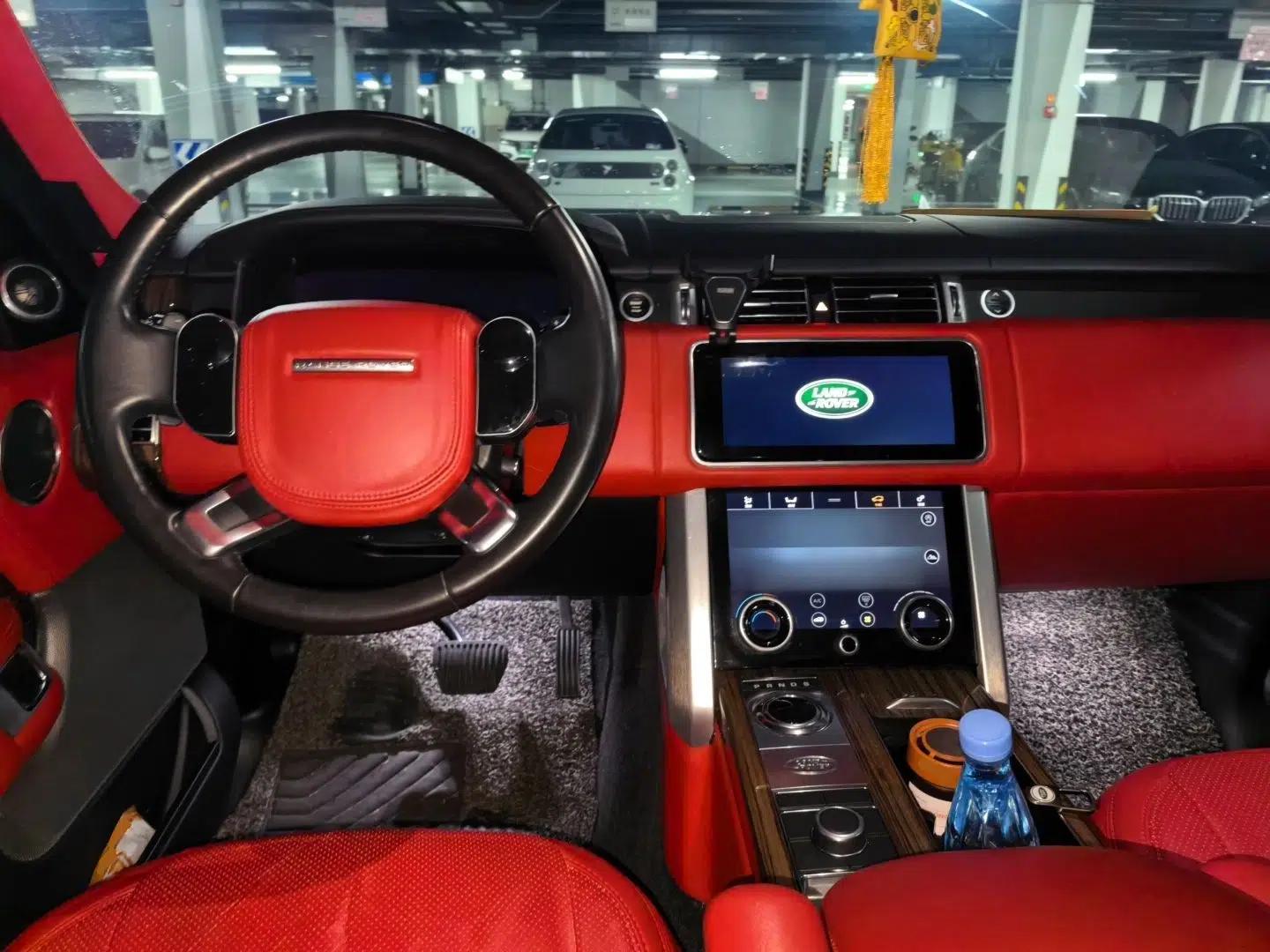 Land Rover Range Range Rover Vogue HSE Middle East specification, 3.0T gasoline, parallel import — миниатюра 9