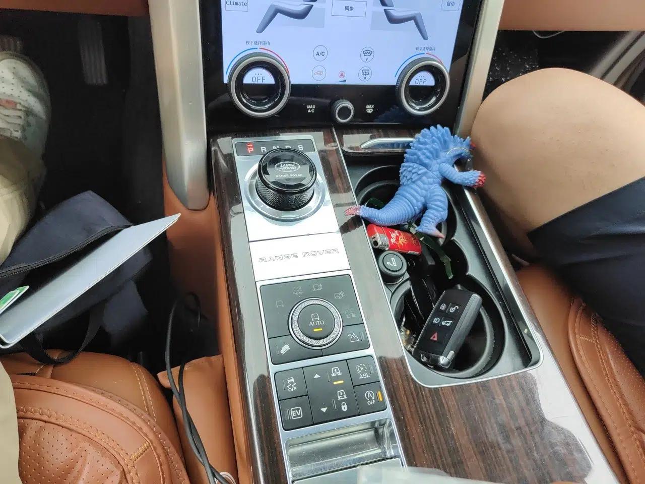 Land Rover Range 3.0-liter diesel, automatic, 5-seater, U.S. specification — миниатюра 14