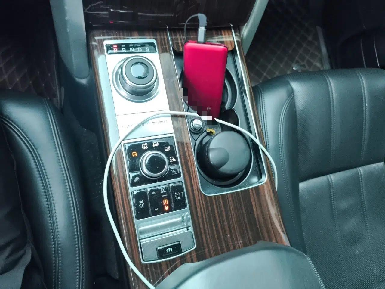 Land Rover Range 2013 3.0 TDV6 Vogue — миниатюра 14