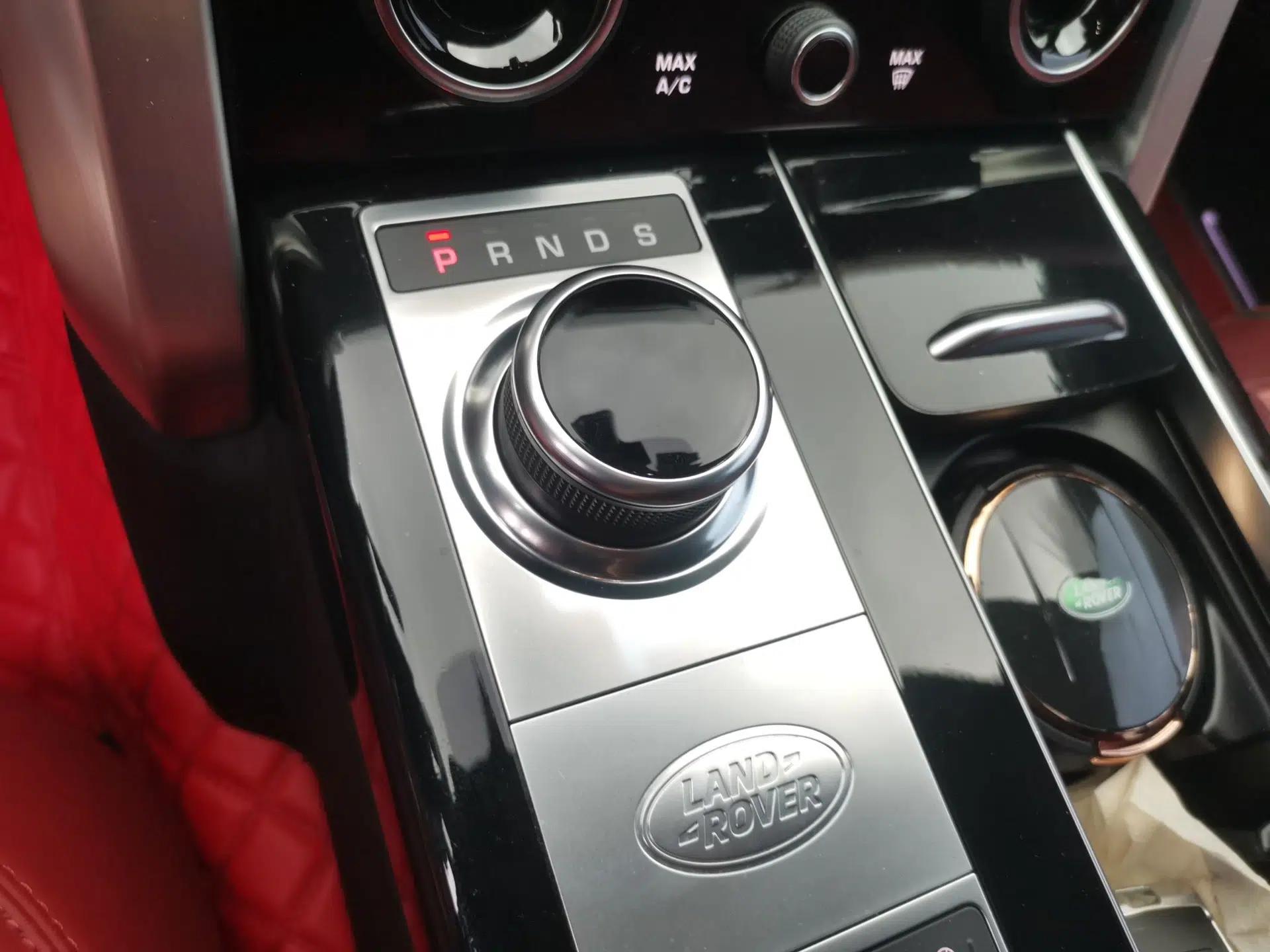 Land Rover Range 2022 3.0 L6 400 PS Prestige Extended Version — миниатюра 14