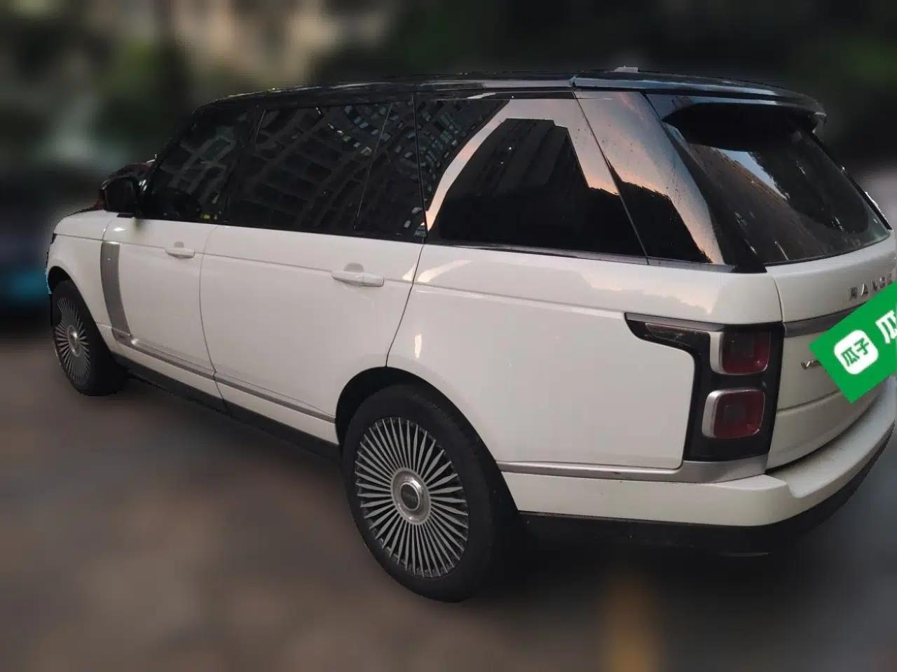 Land Rover Range 2020 3.0 L6 Long-Wheelbase Legacy — миниатюра 4