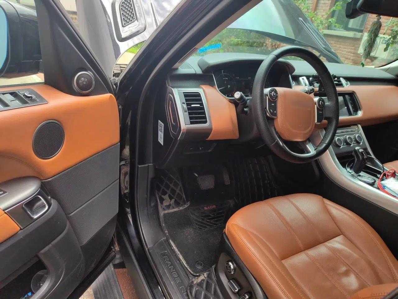 Land Rover Range Sport 2016 3.0T Automatic 5-Seater – Parallel Import — миниатюра 16