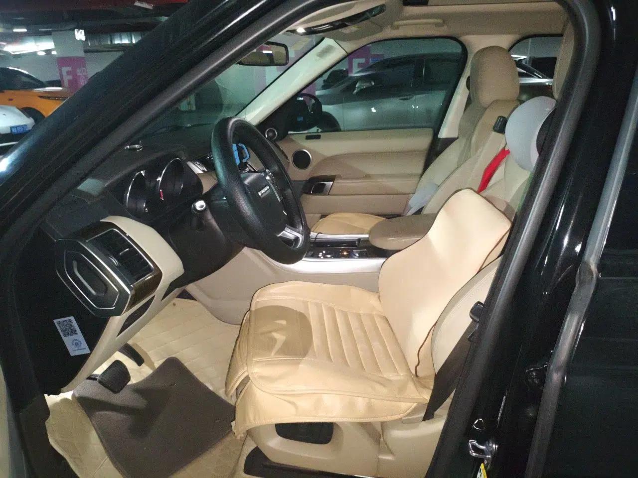 Land Rover Range Sport Range Rover Sport, U.S.-spec, 3.0-liter, panoramic sunroof, automatic transmission, gasoline-powered. — миниатюра 15