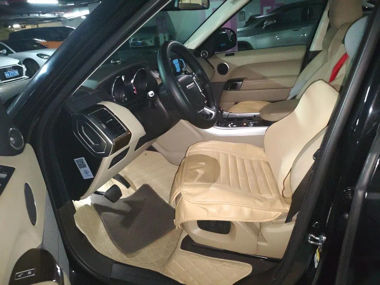 Land Rover Range Sport Range Rover Sport, U.S.-spec, 3.0-liter, panoramic sunroof, automatic transmission, gasoline-powered. — миниатюра 16