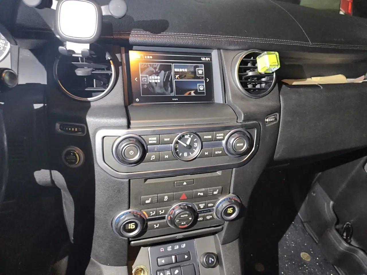 Land Rover Discovery 2015 3.0 SC V6 SE — миниатюра 13