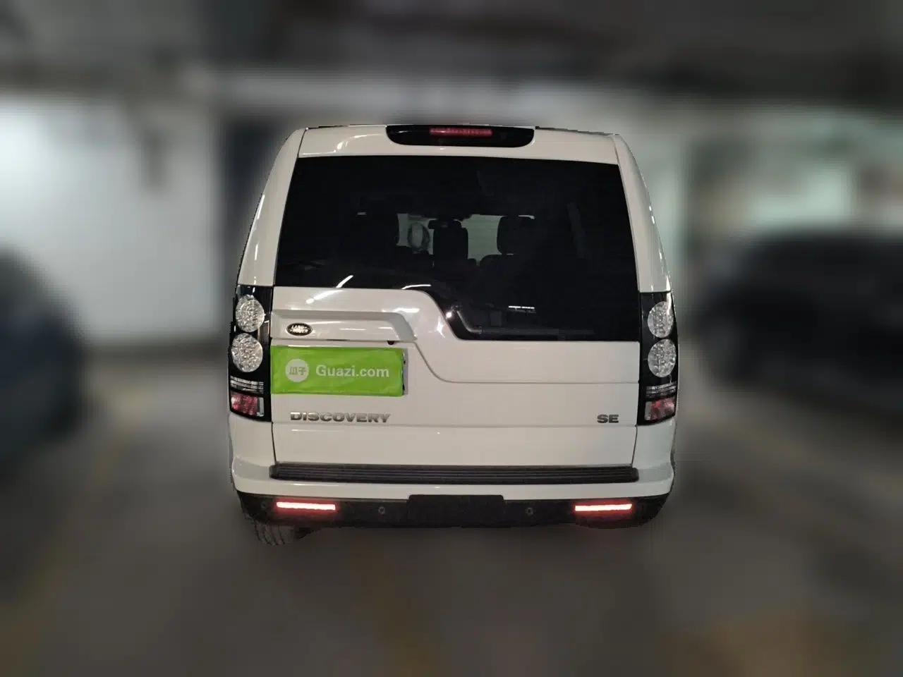 Land Rover Discovery 2015 3.0 SC V6 SE — миниатюра 5
