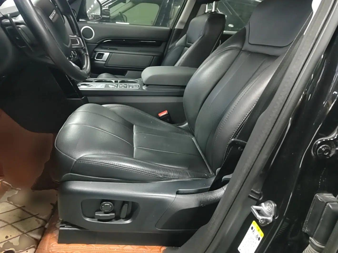 Land Rover Discovery 2020 2.0T SE — миниатюра 17