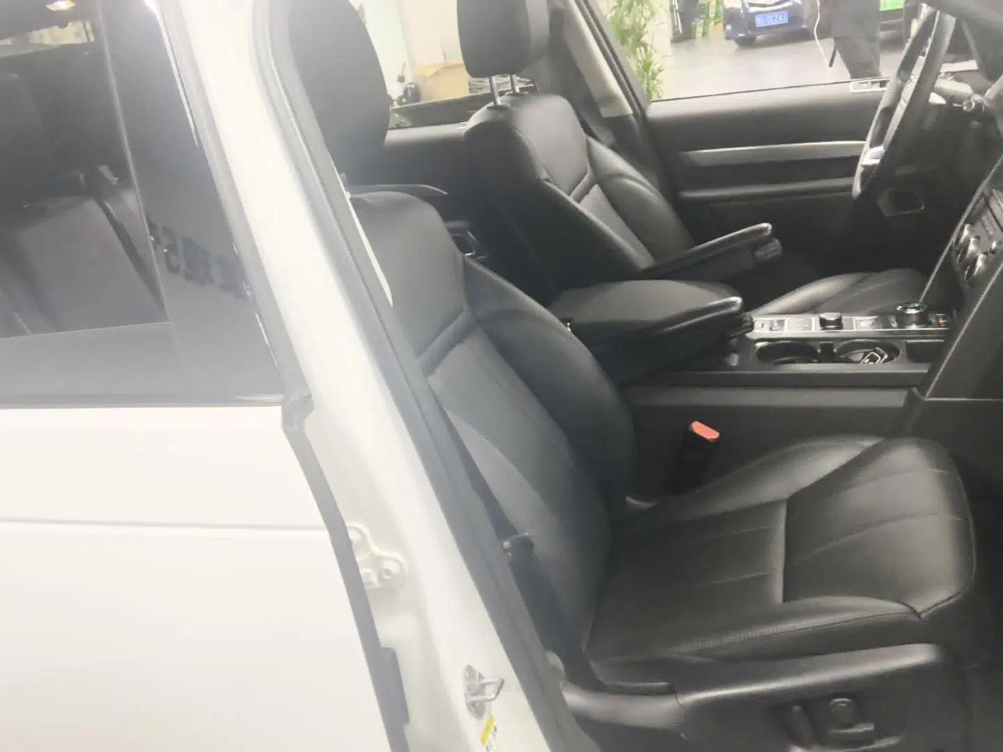 Land Rover Discovery 2020 3.0 SC V6 30th Anniversary Special Edition — миниатюра 19