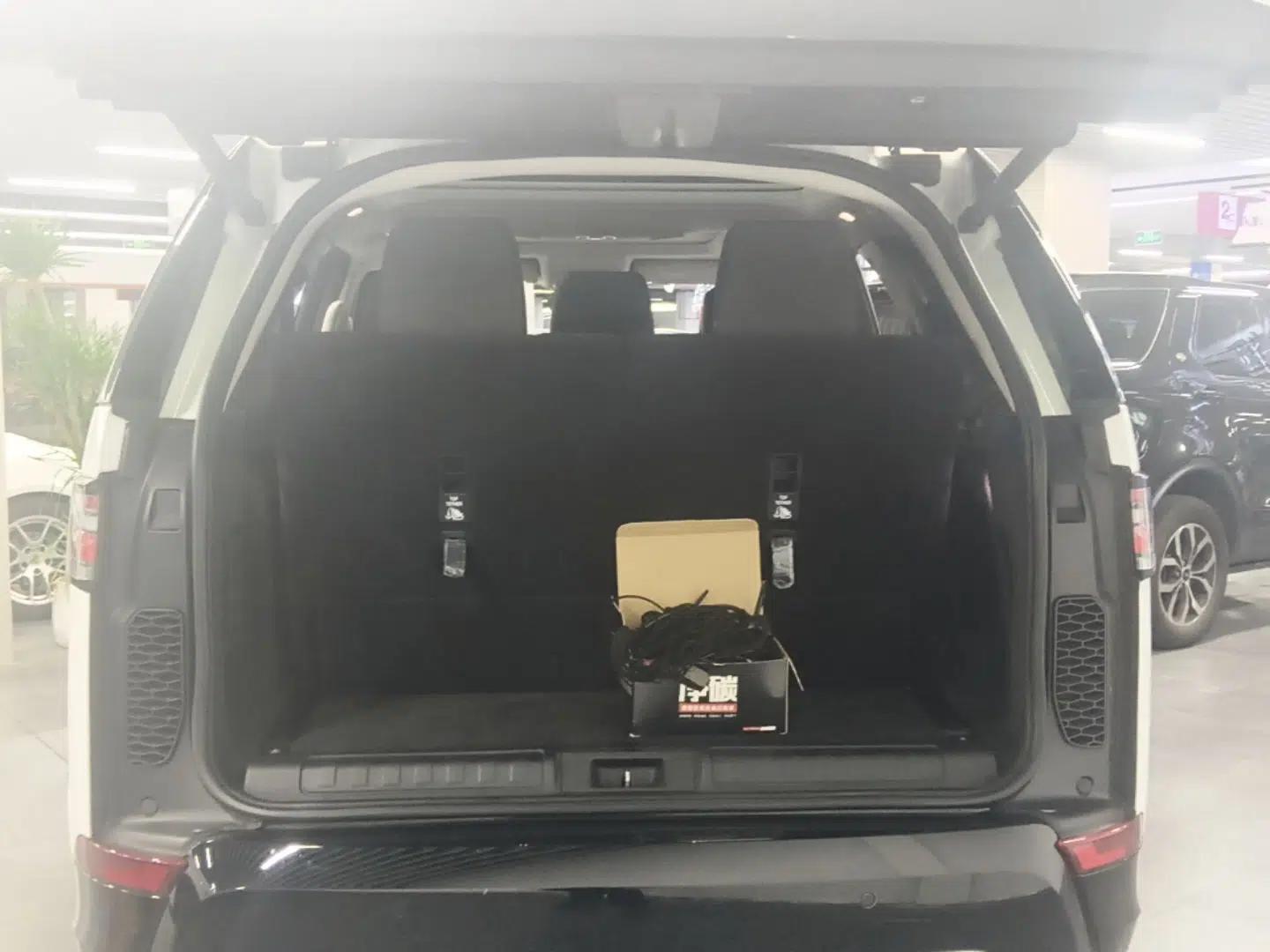 Land Rover Discovery 2020 3.0 SC V6 30th Anniversary Special Edition — миниатюра 22