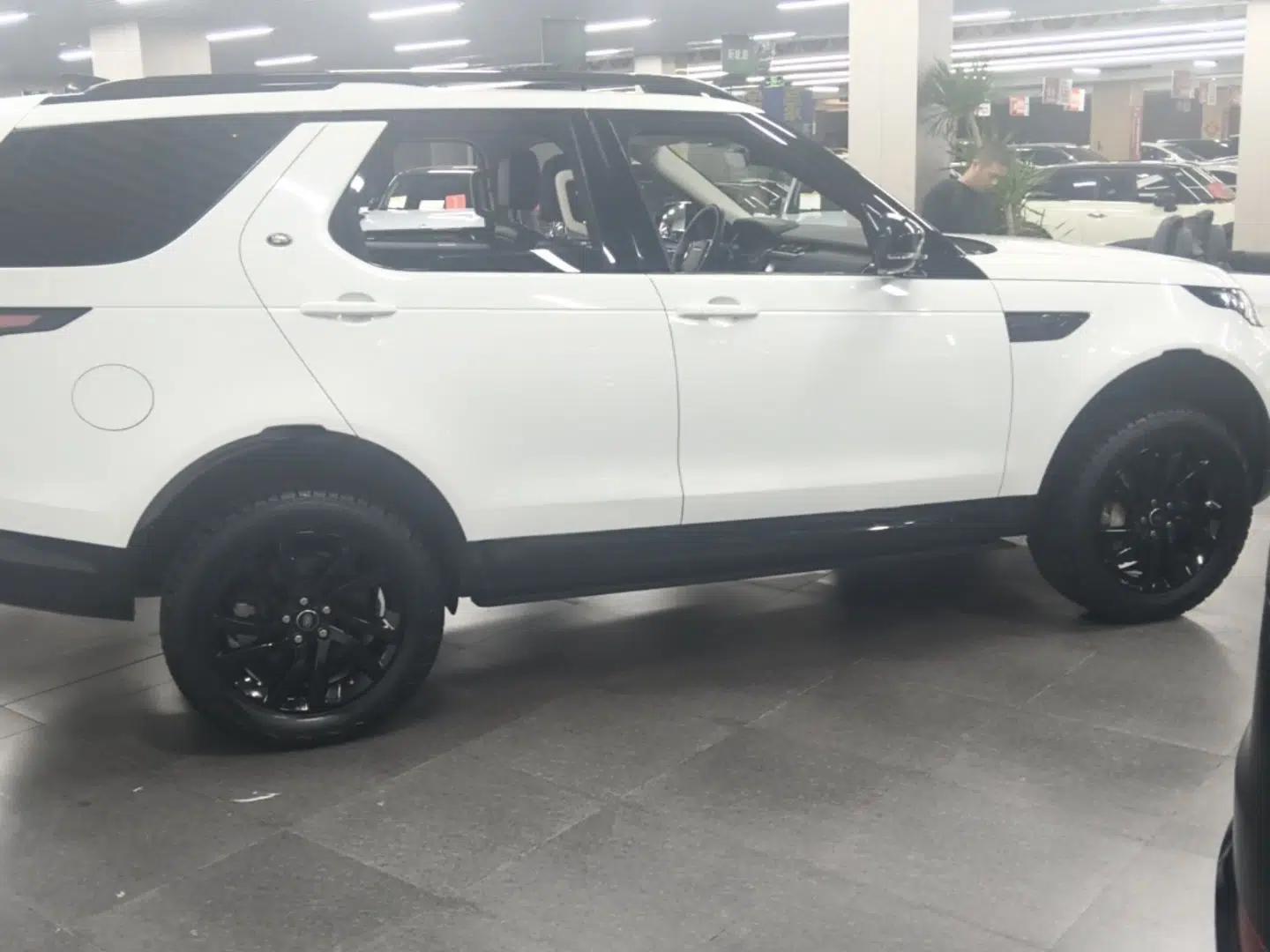 Land Rover Discovery 2020 3.0 SC V6 30th Anniversary Special Edition — миниатюра 6