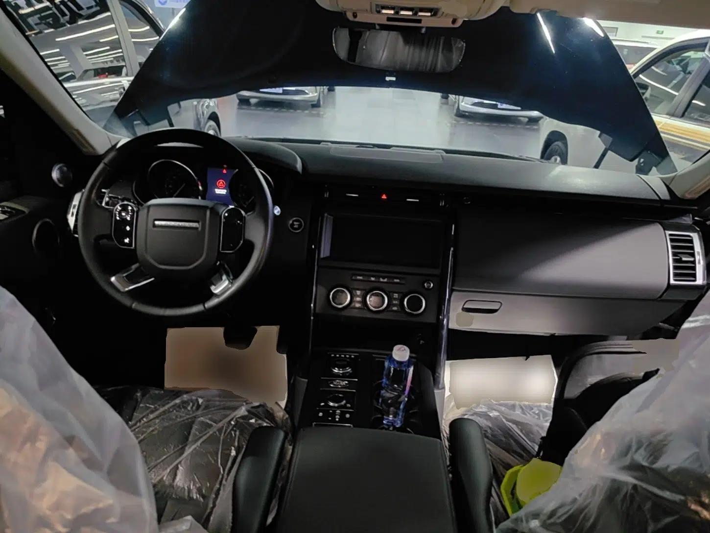 Land Rover Discovery 2018 3.0 SC V6 SE — миниатюра 17