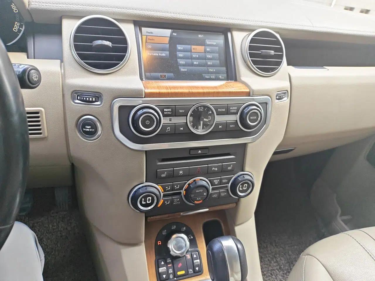 Land Rover Discovery 2010 5.0 V8 HSE Gasoline Model — миниатюра 13