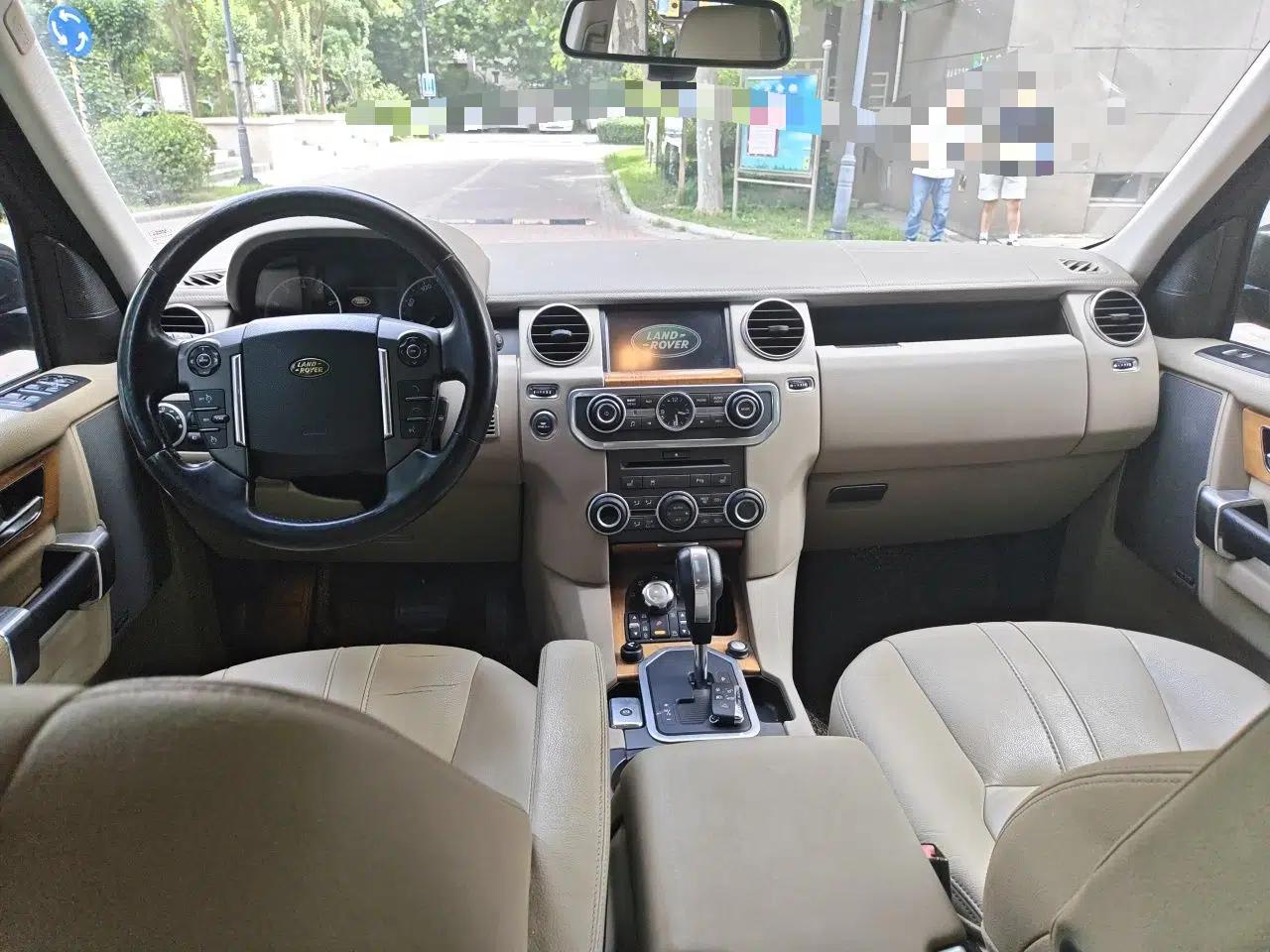 Land Rover Discovery 2010 5.0 V8 HSE Gasoline Model — миниатюра 9