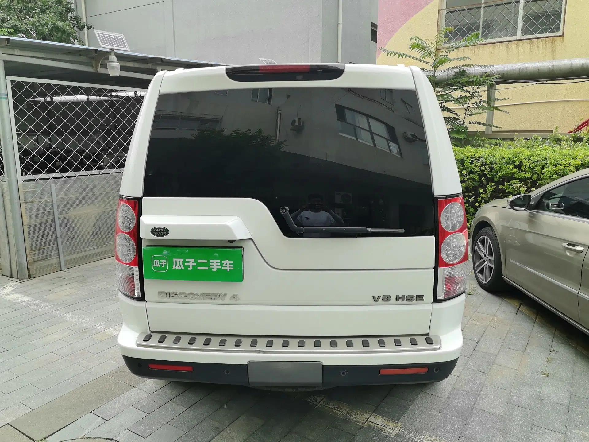 Land Rover Discovery 2013 5.0 V8 HSE — миниатюра 5
