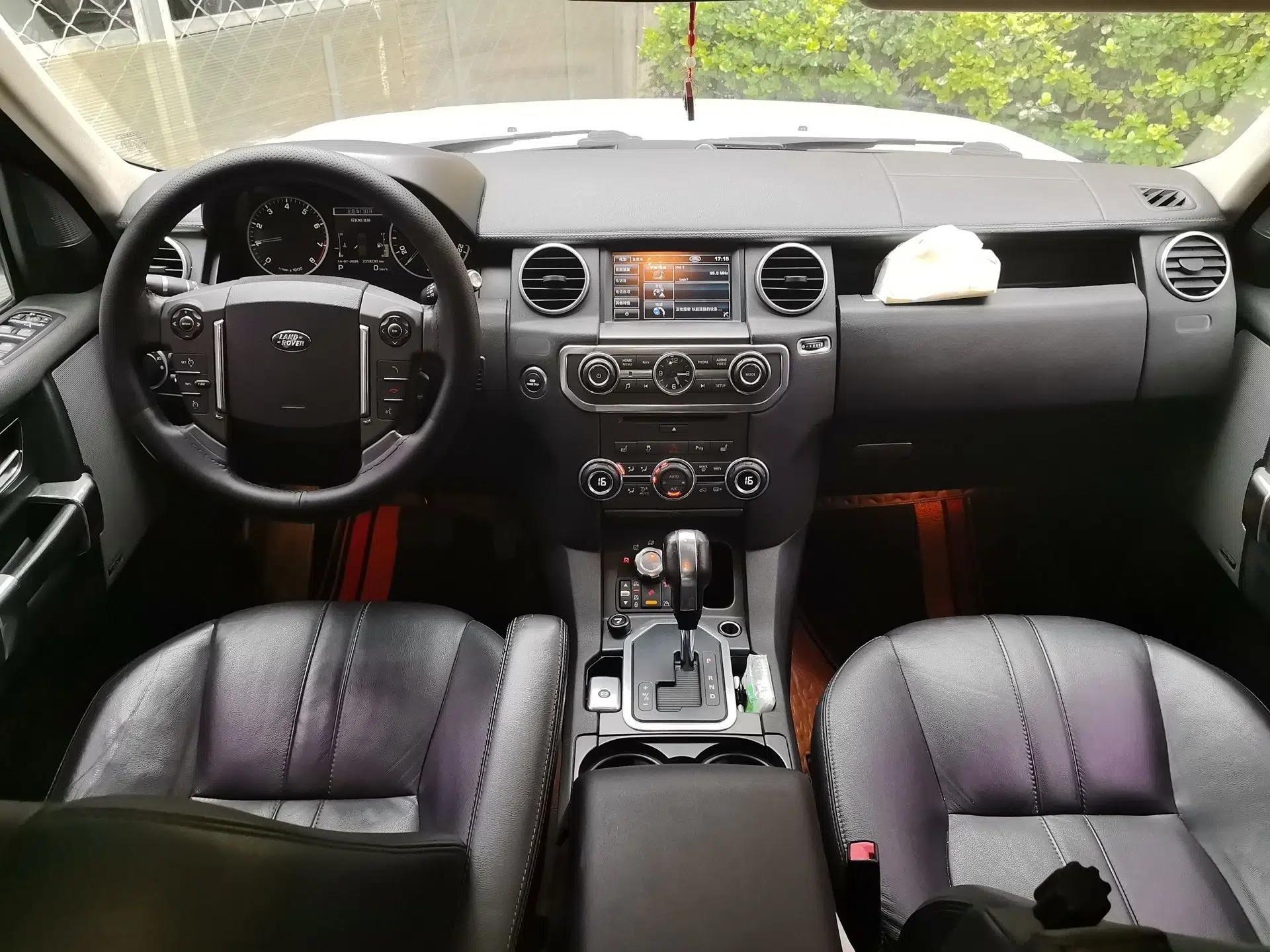 Land Rover Discovery 2013 5.0 V8 HSE — миниатюра 9