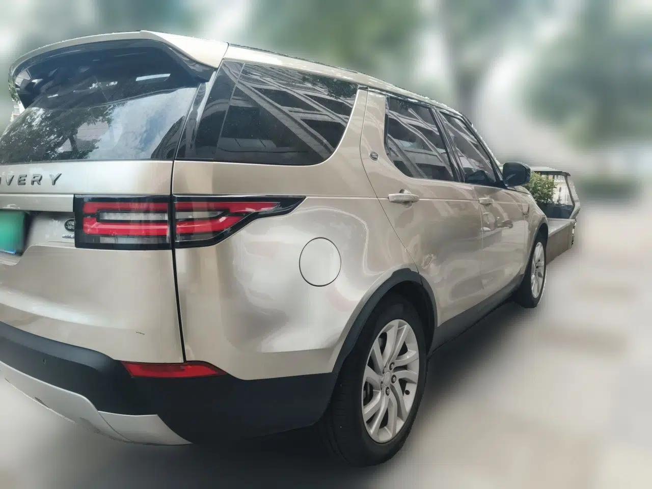 Land Rover Discovery 2018 3.0 SC V6 HSE — миниатюра 6