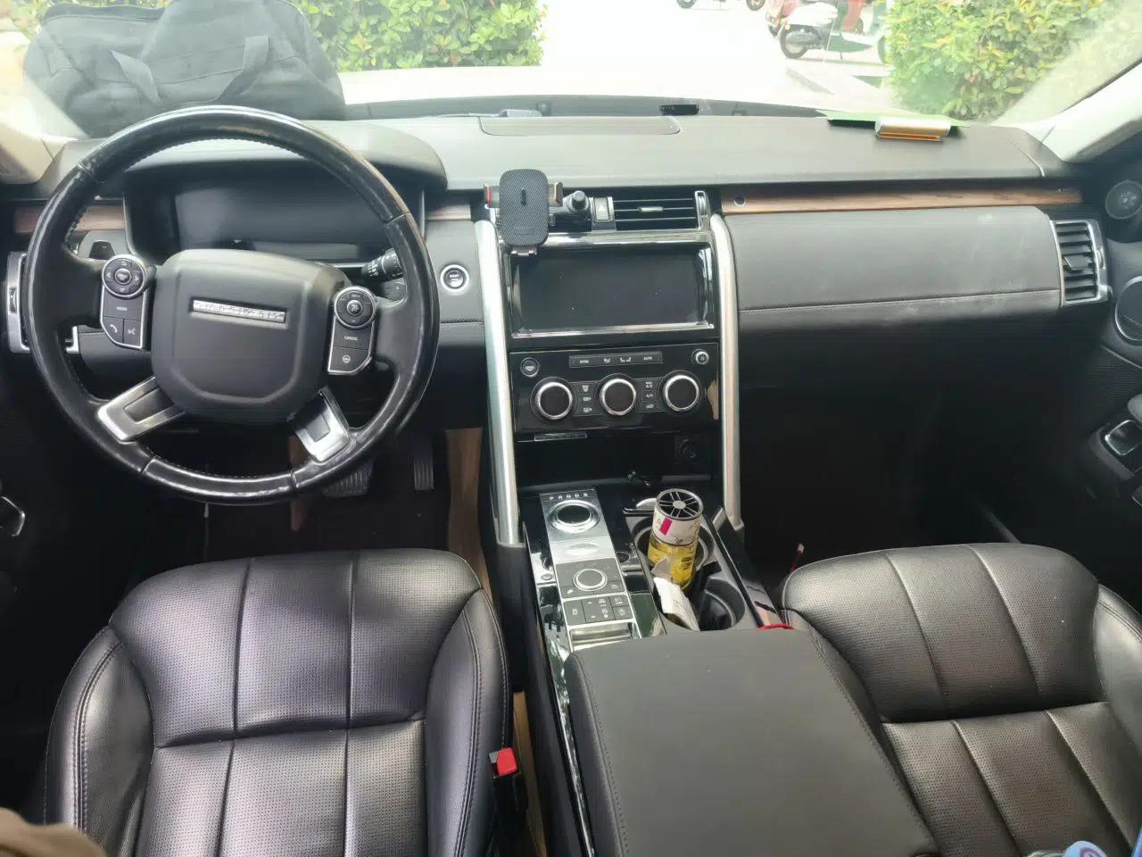 Land Rover Discovery 2018 3.0 SC V6 HSE — миниатюра 9