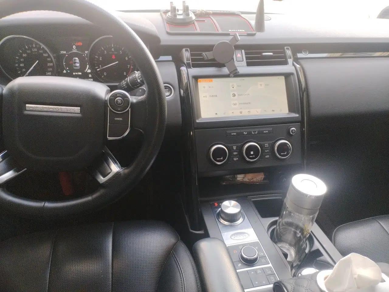 Land Rover Discovery 2018 3.0 SC V6 SE — миниатюра 9