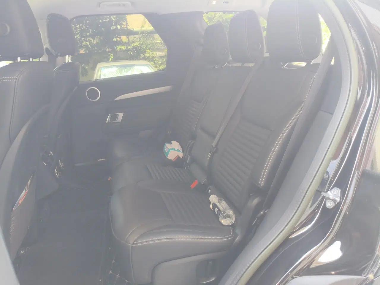 Land Rover Discovery 2023 Revised Version 360 PS R-Dynamic S — миниатюра 17