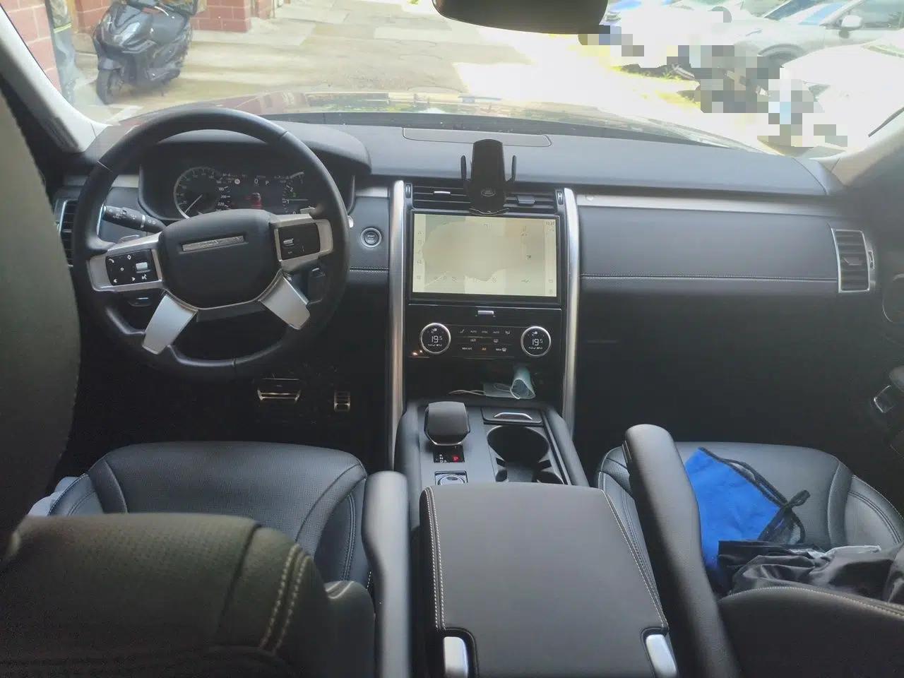 Land Rover Discovery 2023 Revised Version 360 PS R-Dynamic S — миниатюра 9