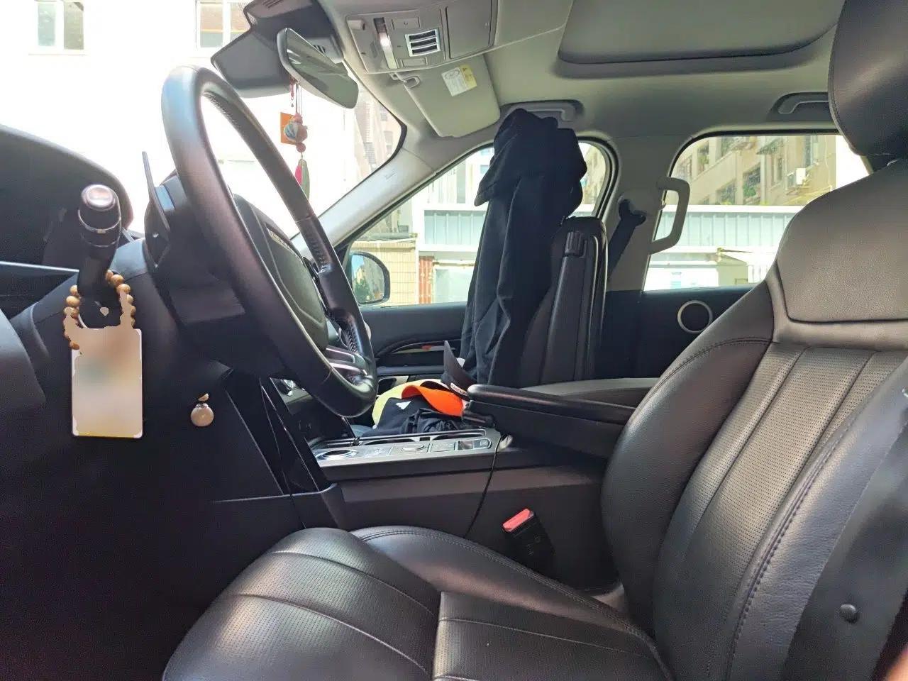 Land Rover Discovery 2020 2.0T SE — миниатюра 15