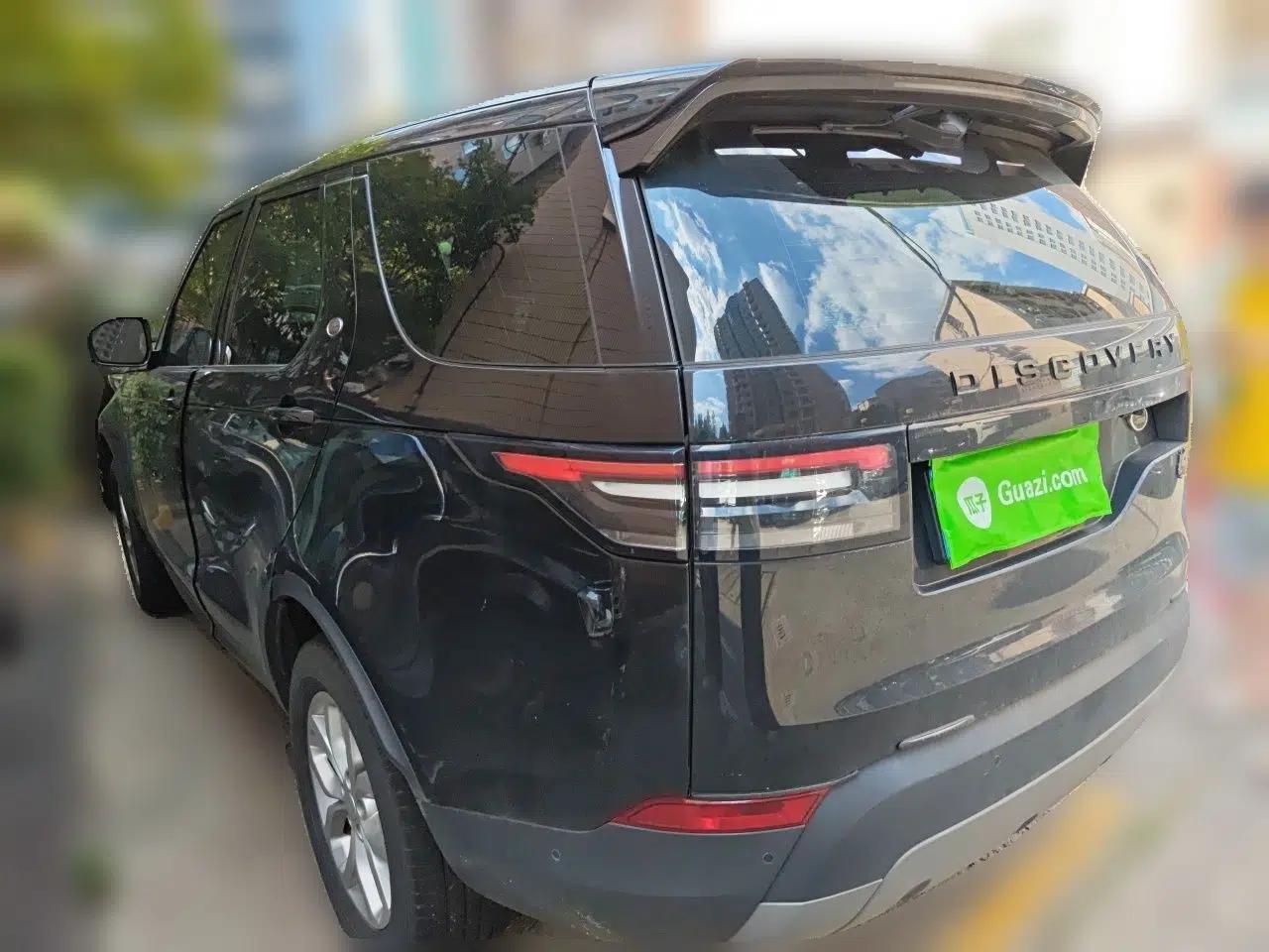 Land Rover Discovery 2020 2.0T SE — миниатюра 4