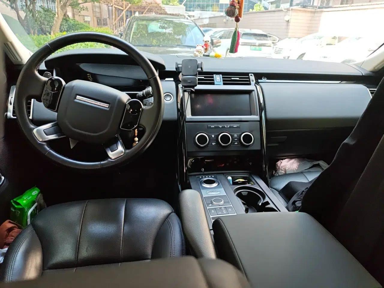 Land Rover Discovery 2020 2.0T SE — миниатюра 9