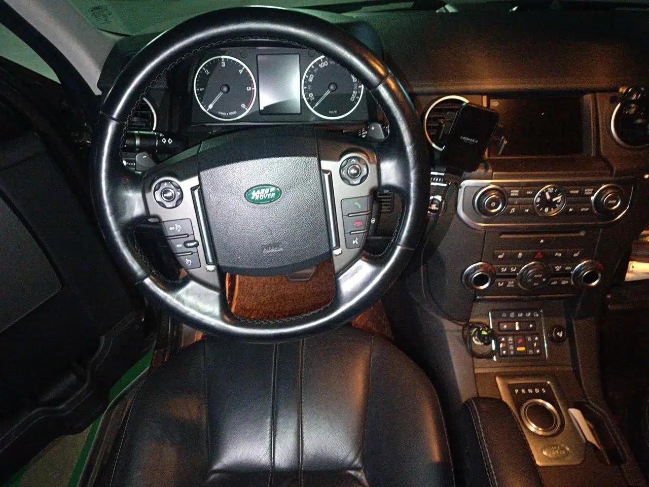 Land Rover Discovery 2013 3.0 SDV6 HSE Diesel Edition — миниатюра 10